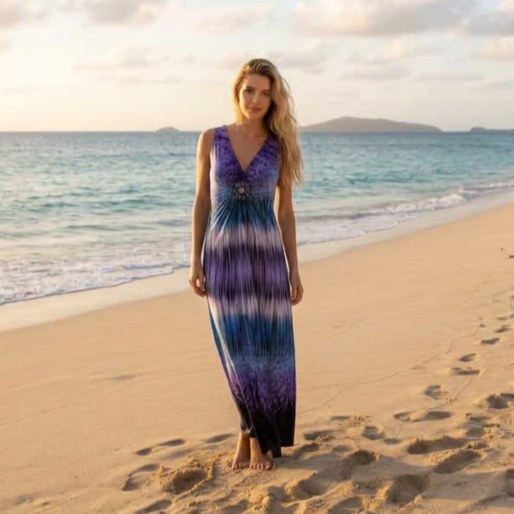 Laura Petites Vibrant Maxi Dress